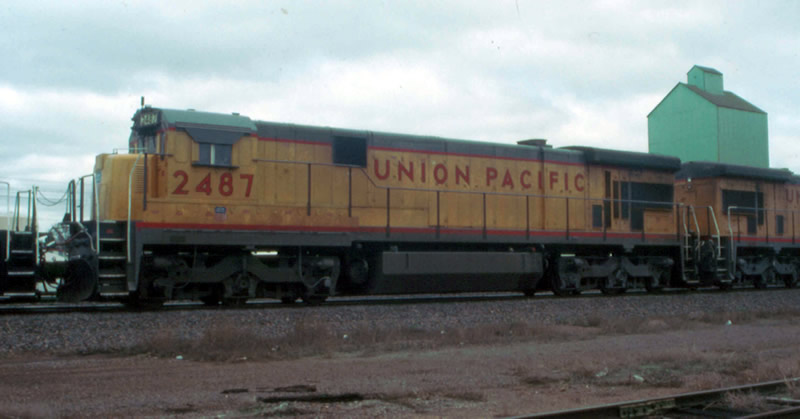 Wierd green grain elevators don't scare this C30